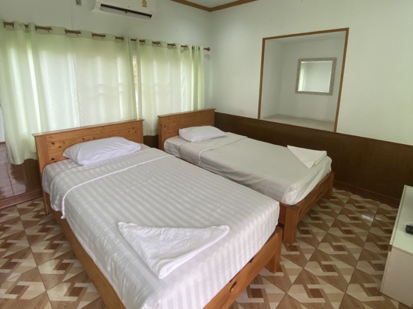 Green House - บ้านสีเขียว