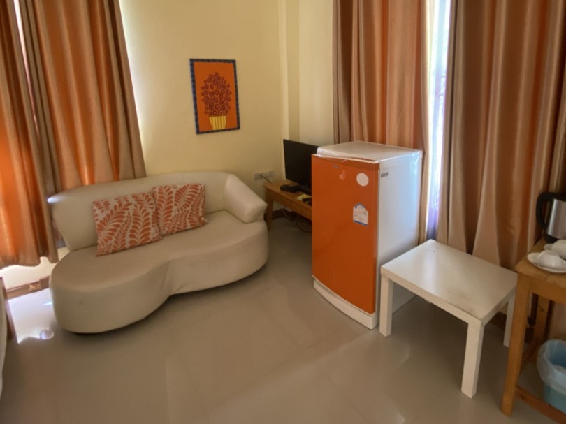 ภาพบ้านสีส้ม (ORANGE HOUSE) – รีสอร์ทชัยภูมิ เดอะพีค
