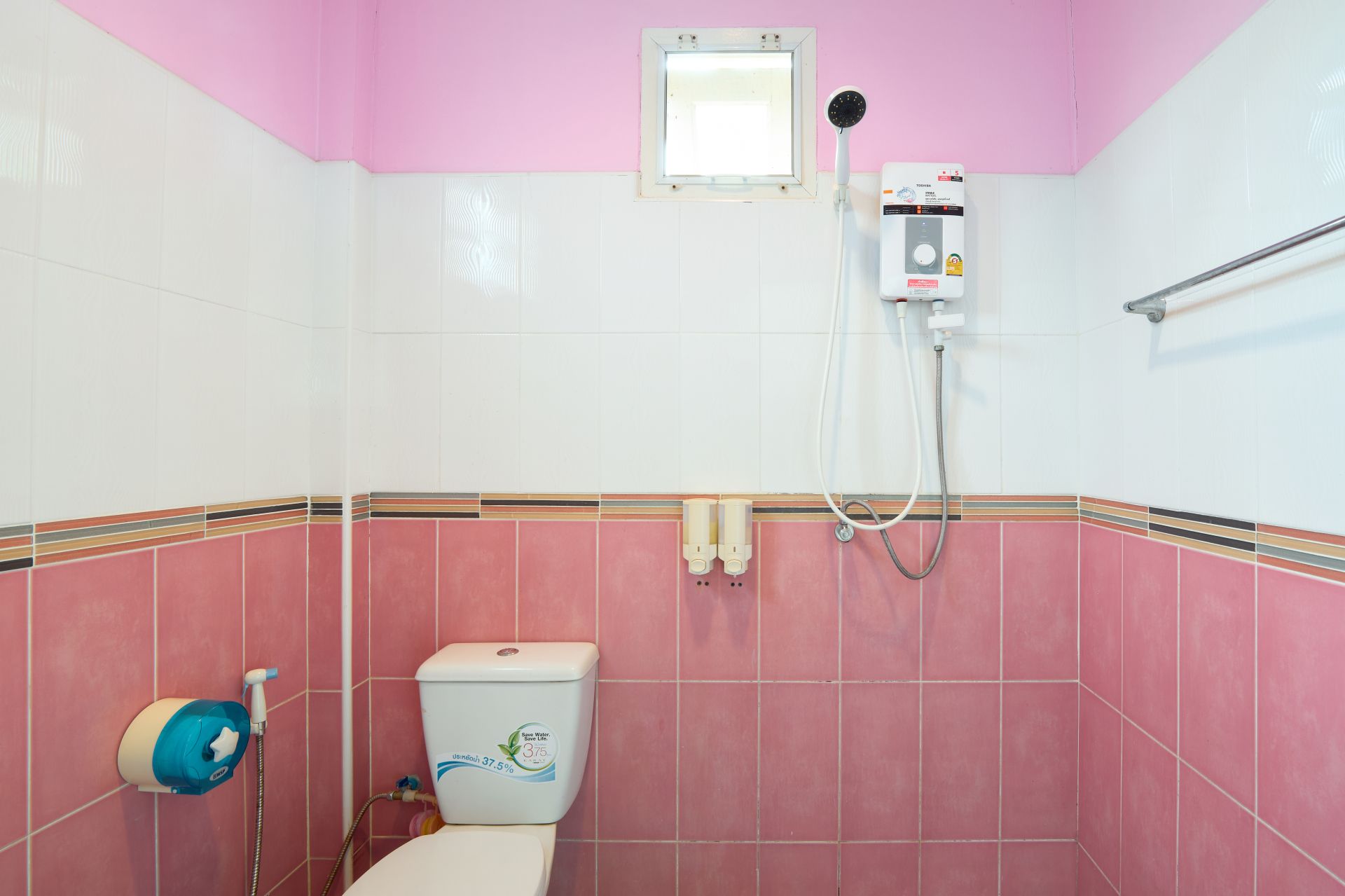 ภาพPink House - บ้านชมพู – รีสอร์ทชัยภูมิ เดอะพีค