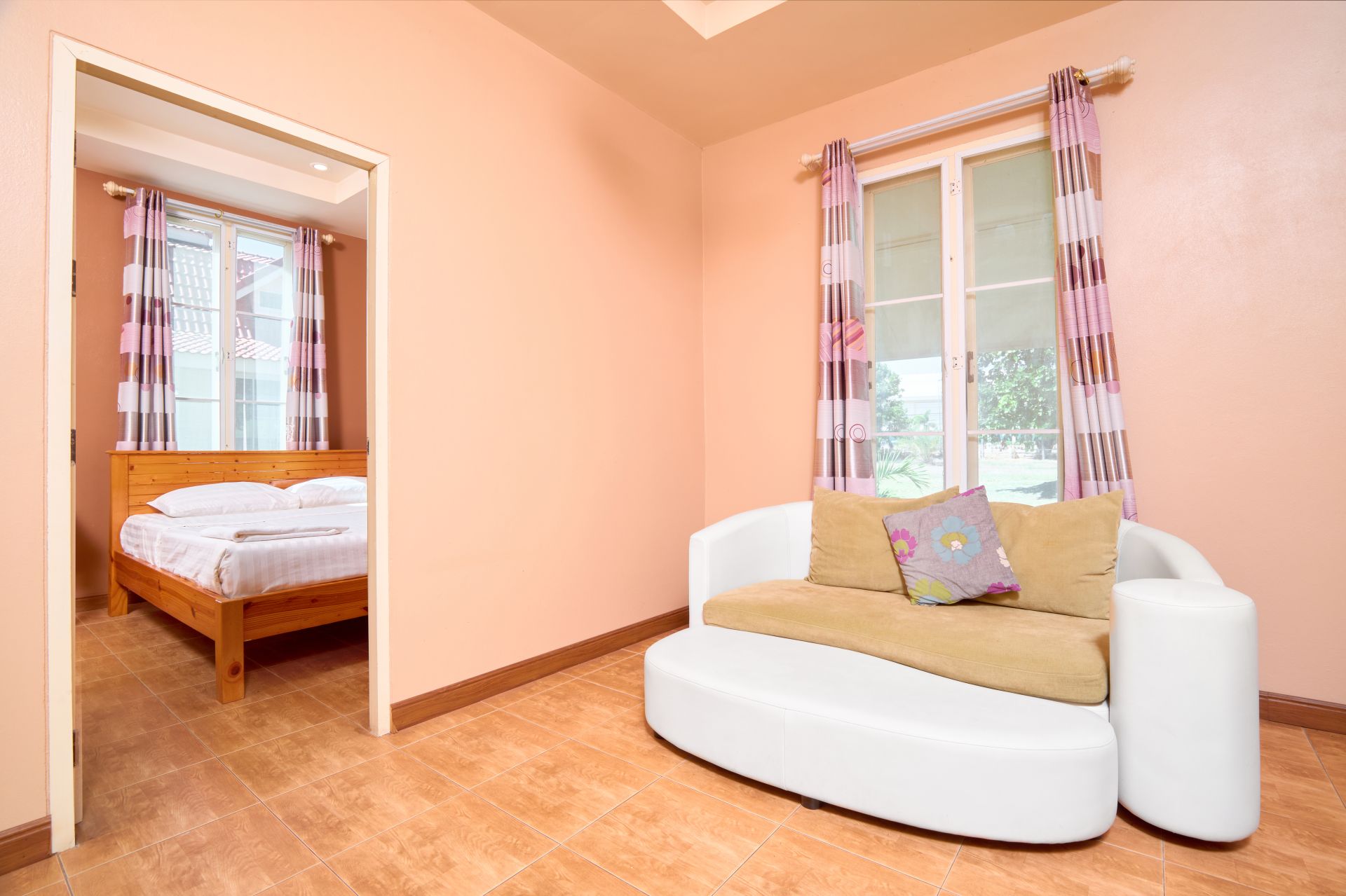 ภาพCream House - บ้านสีครีม – รีสอร์ทชัยภูมิ เดอะพีค