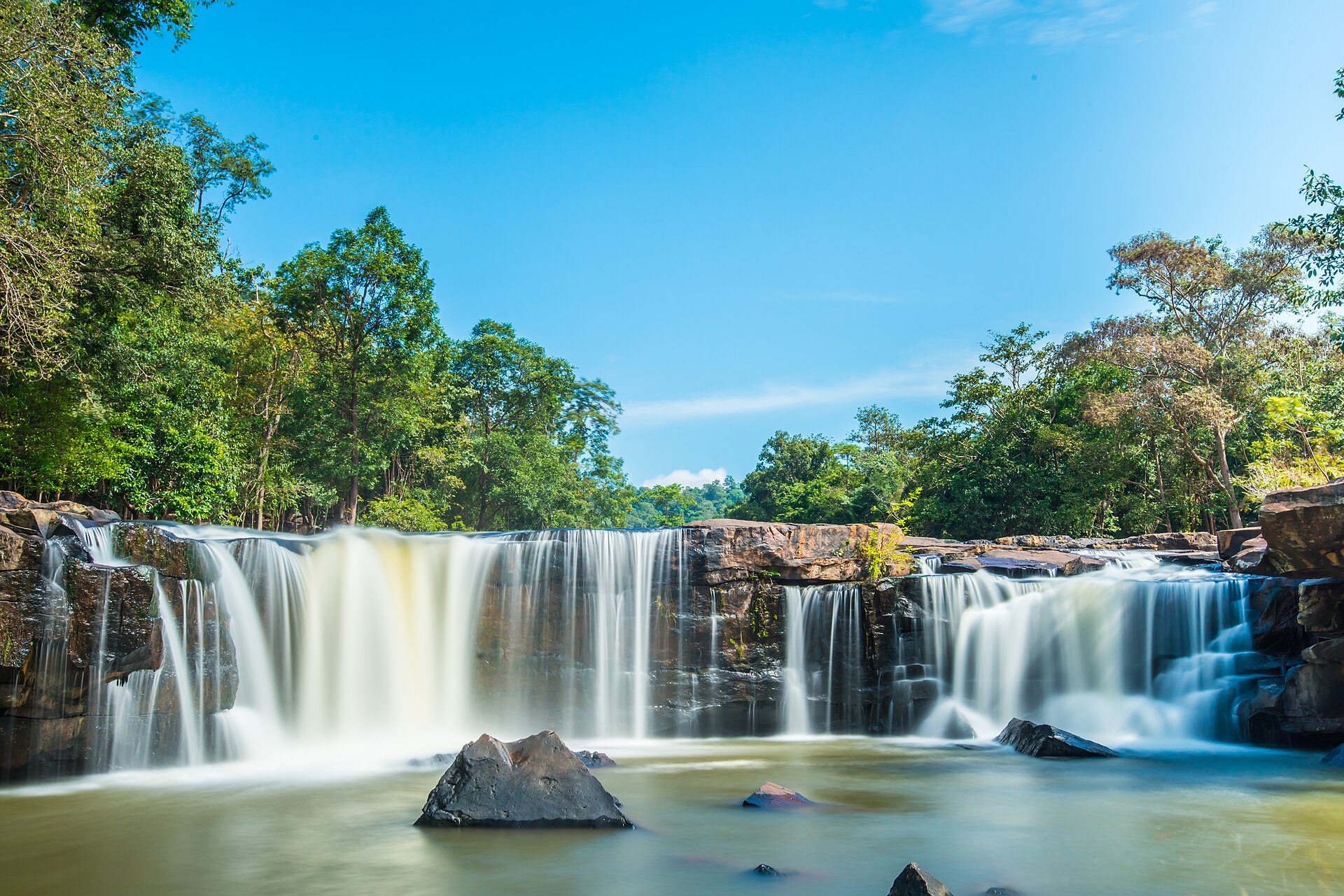 น้ำตกตาดโตนหน้าฝน น้ำเต็มลานหิน