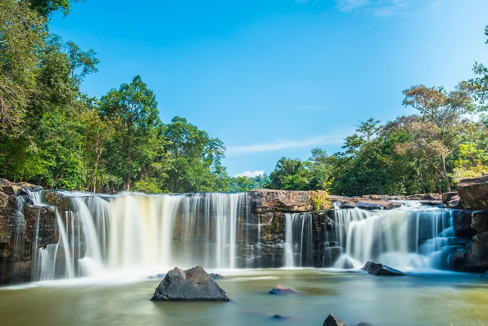 น้ำตกตาดโตนหน้าฝน น้ำเต็มลานหิน