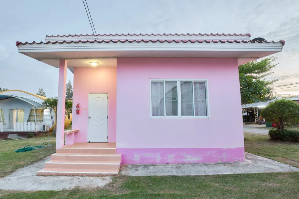 Pink House - บ้านชมพู
